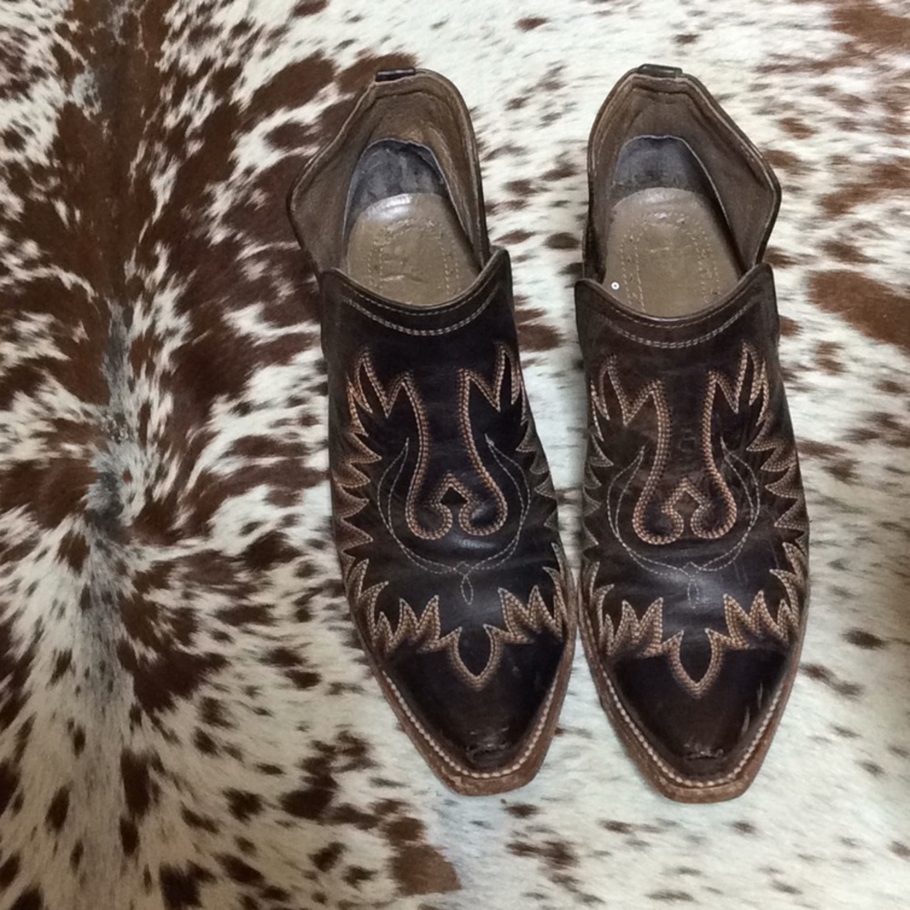 Ariat Dixon Booties